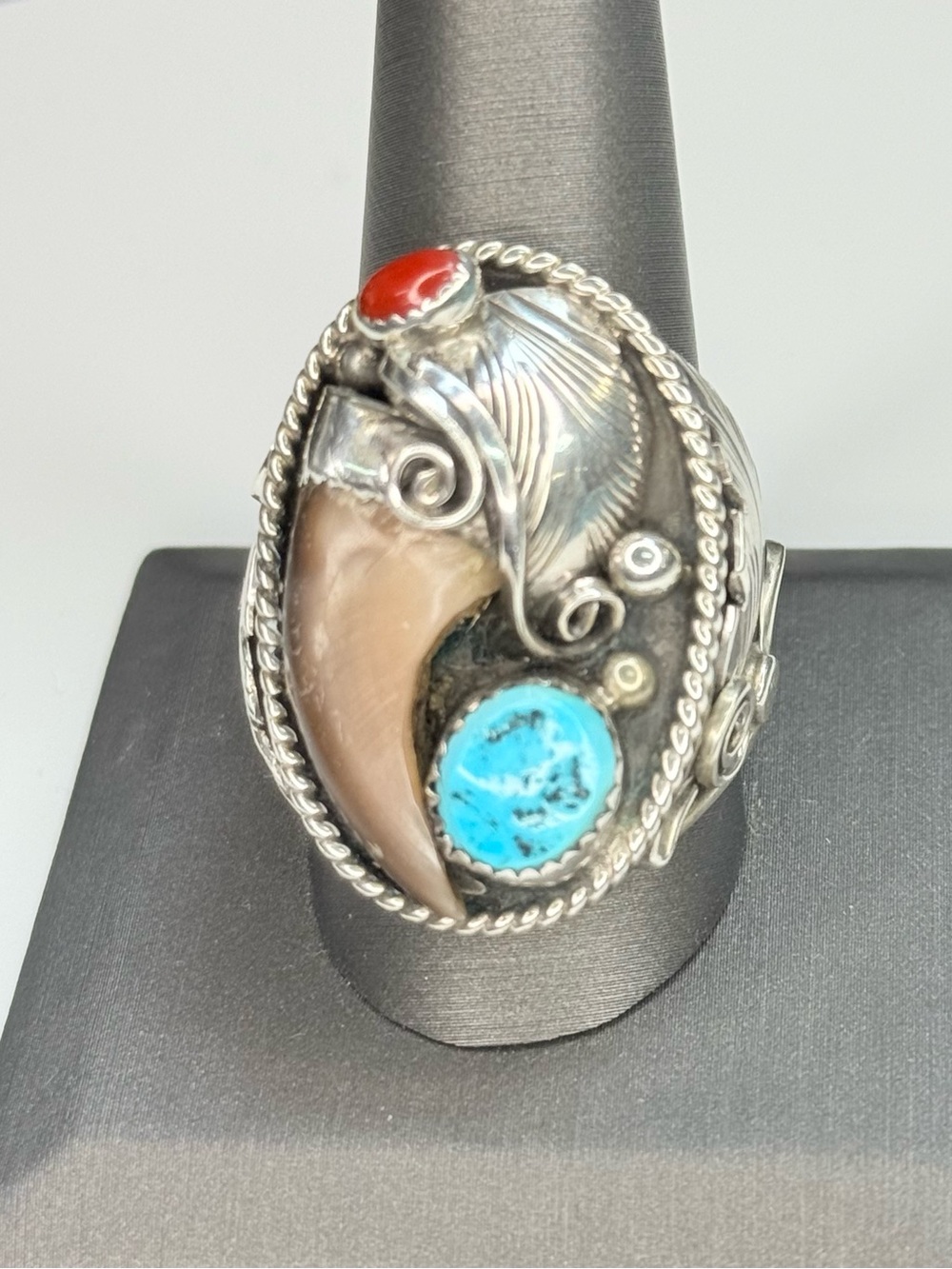 508076 Sterling silver ring by Shay Family